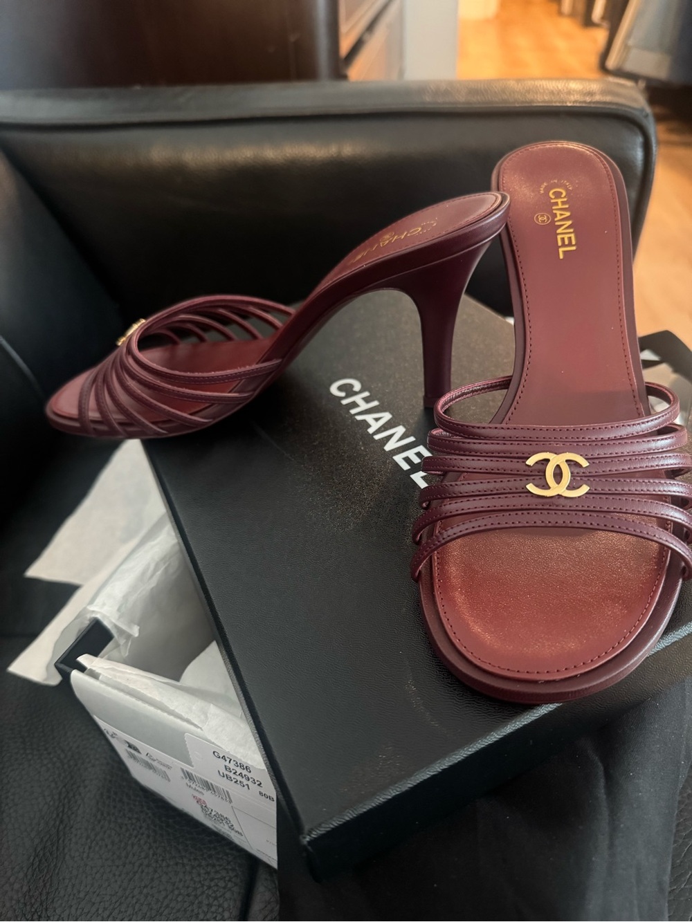 CHANEL Burgundy Multi‑Strap Slide Heels with Gold CC - Picture 4 of 4